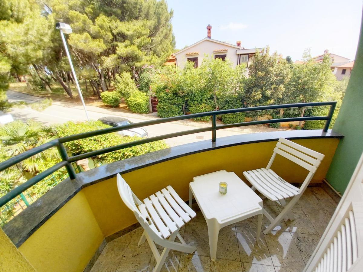 Apartment Lungomare Pula Exterior photo